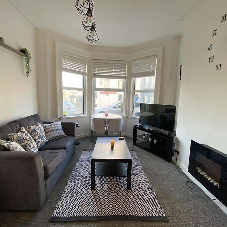 Cheap & Cheerful Apartment Near Bangor Marina المظهر الخارجي الصورة