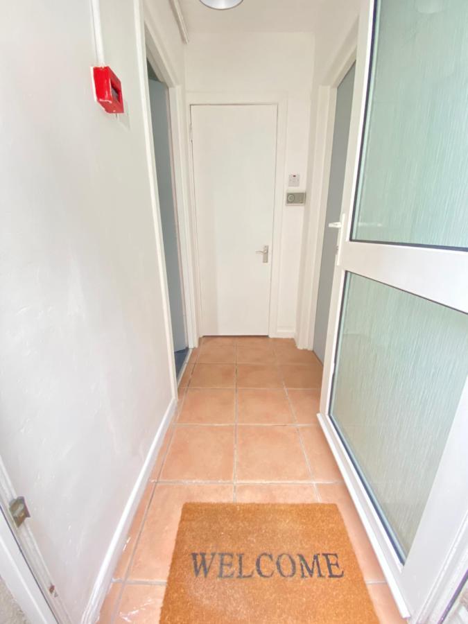 Cheap & Cheerful Apartment Near Bangor Marina المظهر الخارجي الصورة