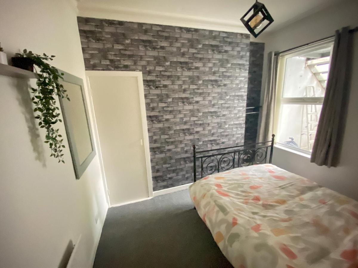 Cheap & Cheerful Apartment Near Bangor Marina المظهر الخارجي الصورة
